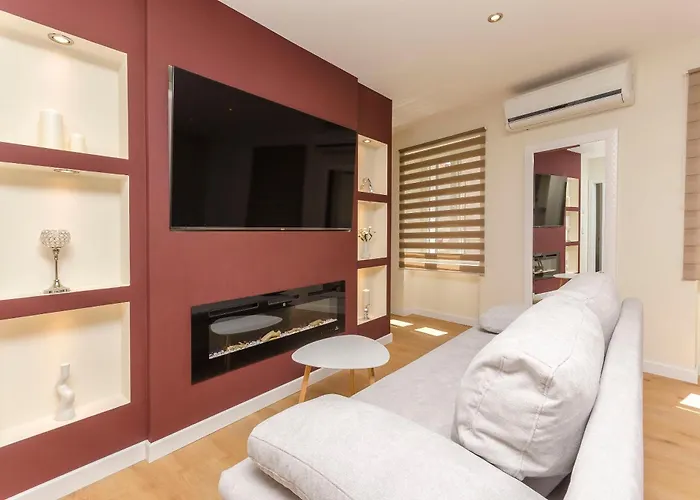 Appartement Oldtown With Parking Vodice