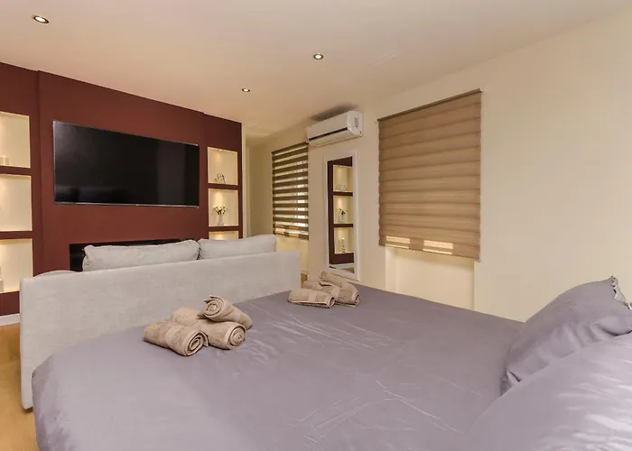 Oldtown With Parking *